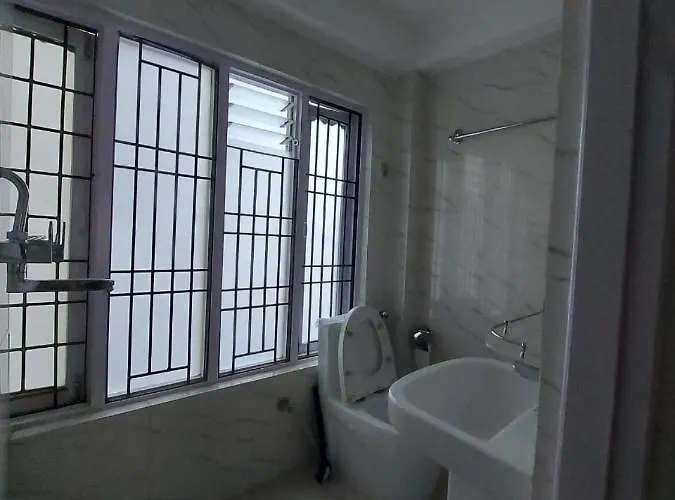 Hotel Om Bramha