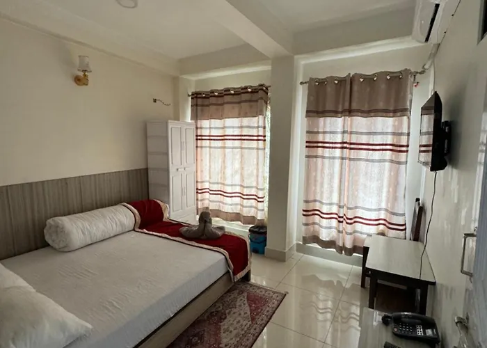 Om Bramha Hotel